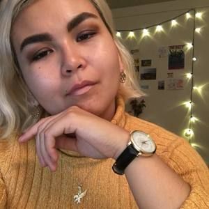 Meet your Posher, Abigail